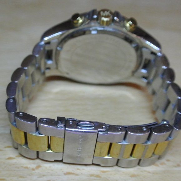 Michael Kors Unisex Two Tone Stainless Steel Band Chronograph Watch [MK5455] - Picture 6 of 7